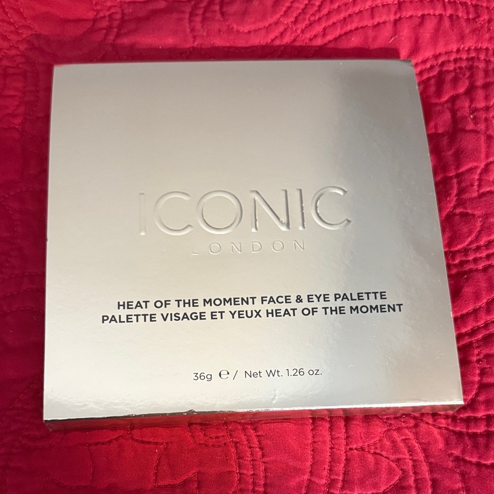 ICONIC London Heat of the Moment Palette